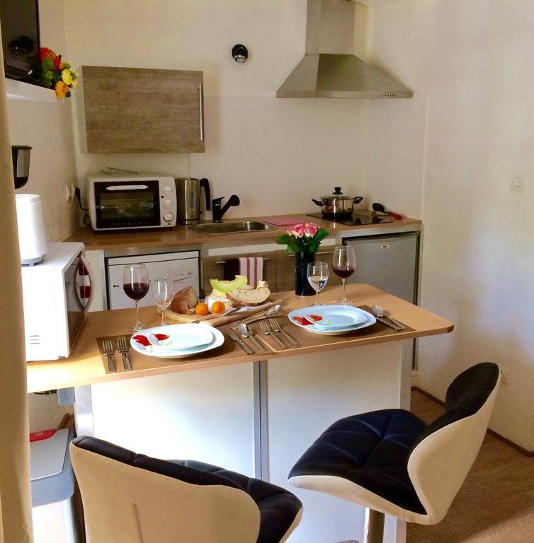 Franreal, 4 Appartements ซาร์ลา-ลา-กาเนดา ภายนอก รูปภาพ