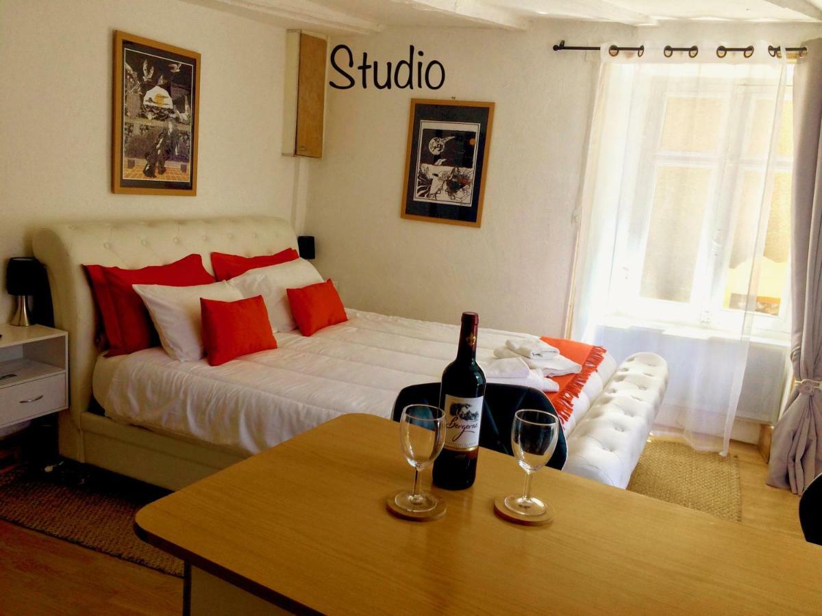 Franreal, 4 Appartements ซาร์ลา-ลา-กาเนดา ภายนอก รูปภาพ
