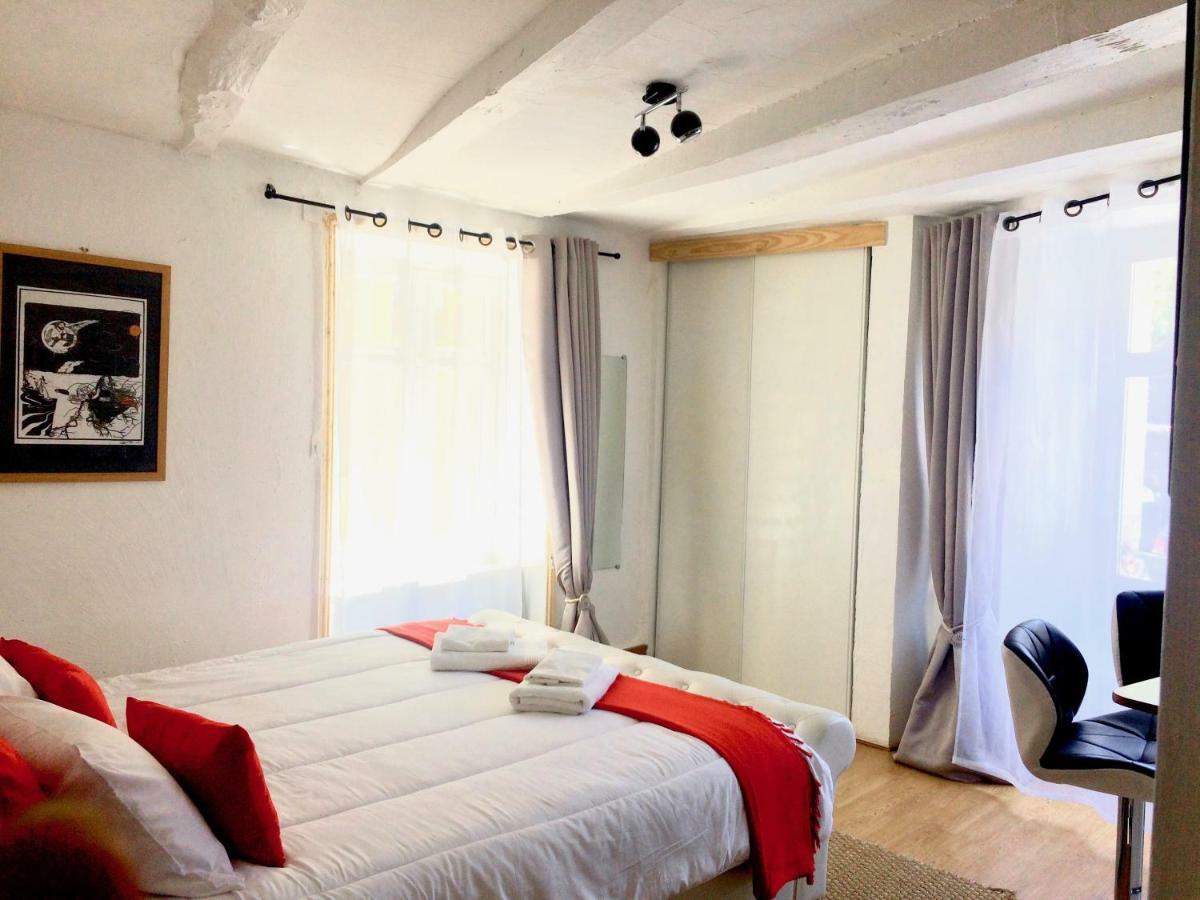 Franreal, 4 Appartements ซาร์ลา-ลา-กาเนดา ภายนอก รูปภาพ